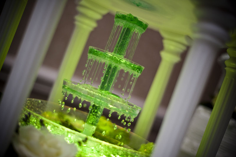 There was a green fountain incorporated into the wedding cake which was 